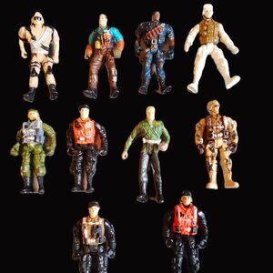 LOT OF 10 CHAP MEI ACTION FIGURES SOLDIER MILITARY POLICE SOLDIER FORCE ELITE +